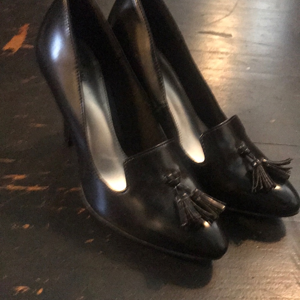 Black heels